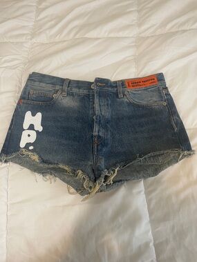 Heron Preston Frayed Dark Blue Denim Cutoff Shorts with White Graphic